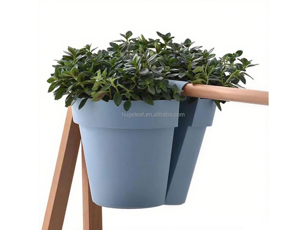 Flower Pot Plastic Pots & Planters — image 1